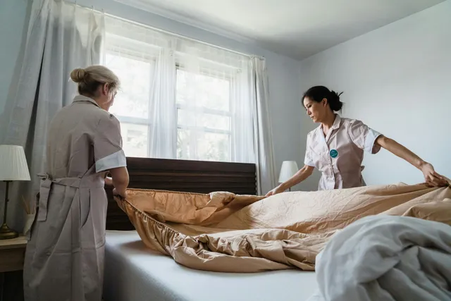 professional Airbnb cleaning service Florida Emerald Coast