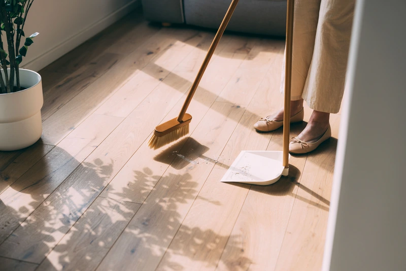 beachfront rental cleaning Emerald Coast removing sand from floors